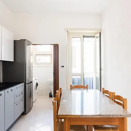 Apartment Apartament Confort Turin